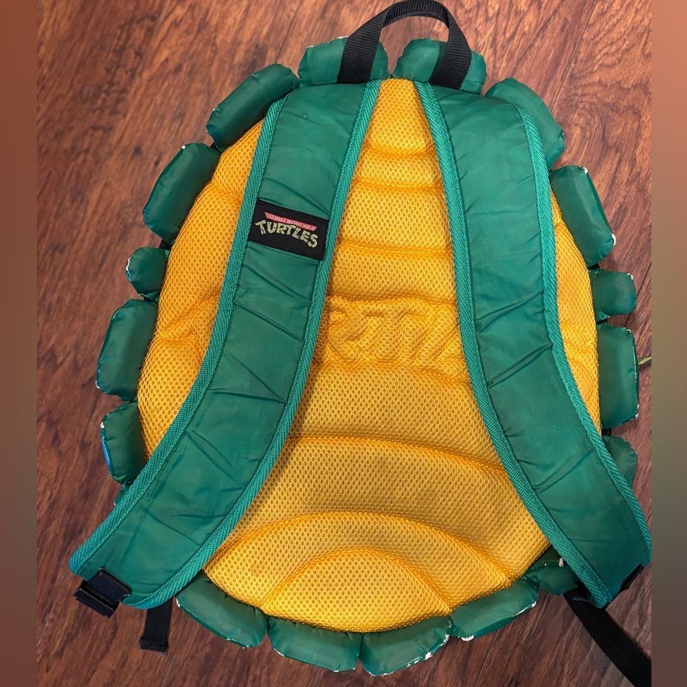 Turtle shell backpack - Picture 6 of 10